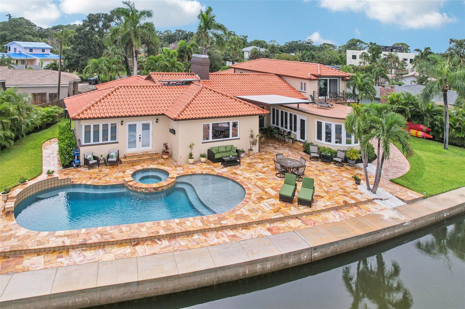 St Petersburg, Florida, 33705, United States, 4 Bedrooms Bedrooms, ,4 BathroomsBathrooms,Residential,Active,1927682