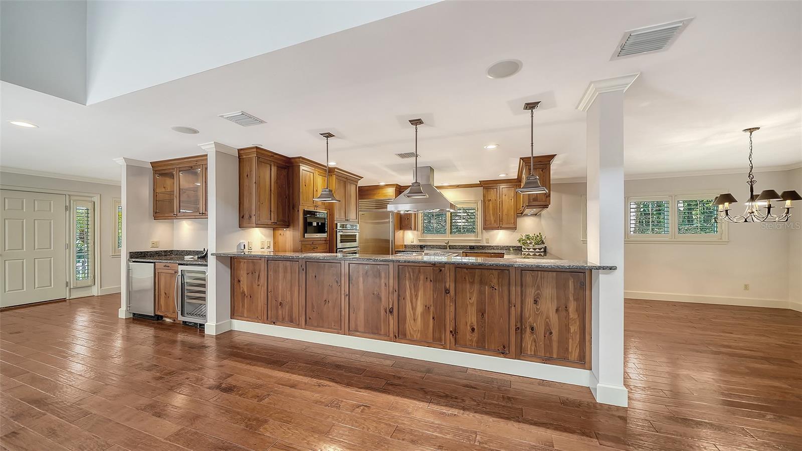 Sarasota, Florida, 34239, United States, 3 Bedrooms Bedrooms, ,3 BathroomsBathrooms,Residential,Active,2013163