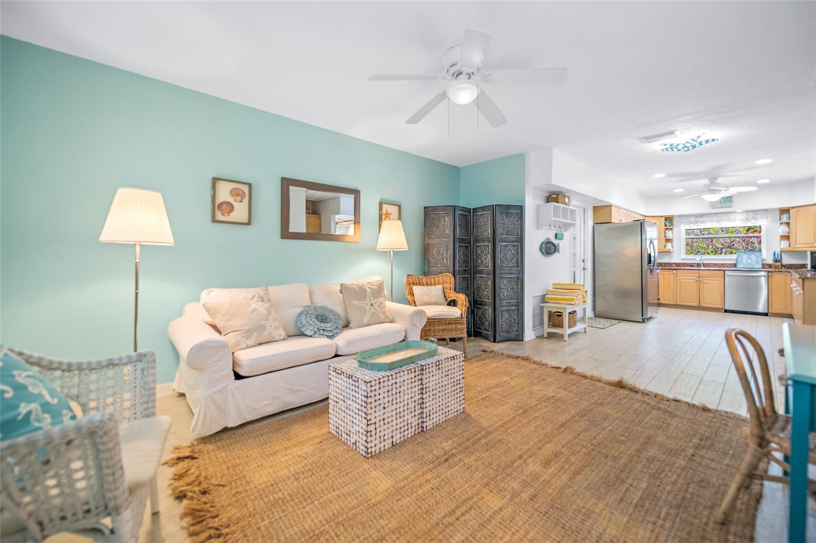 Sarasota, Florida, 34236, United States, 3 Bedrooms Bedrooms, ,2 BathroomsBathrooms,Residential,Active,2006854