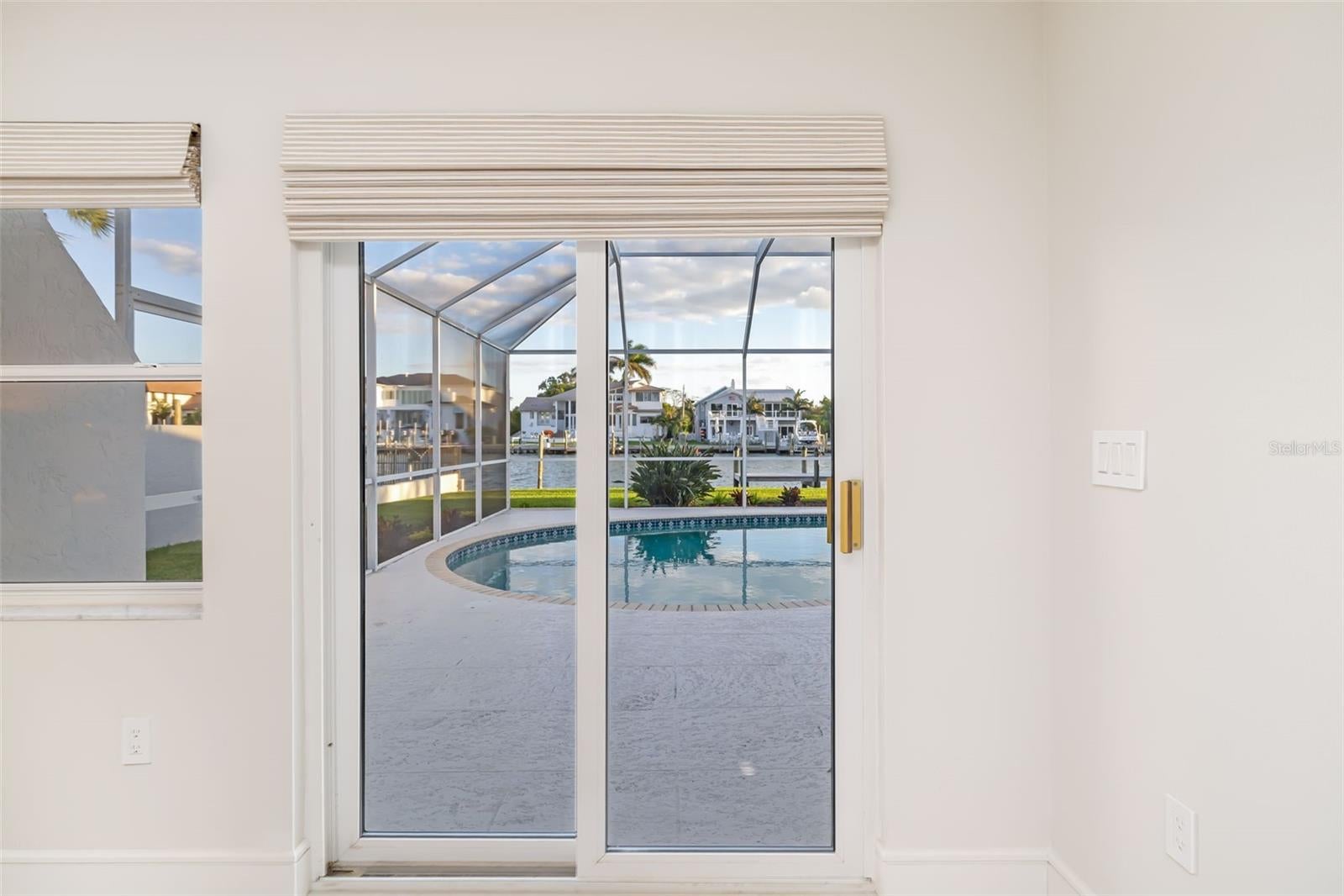 Sarasota, Florida, 34236, United States, 3 Bedrooms Bedrooms, ,4 BathroomsBathrooms,Residential,Active,2007150