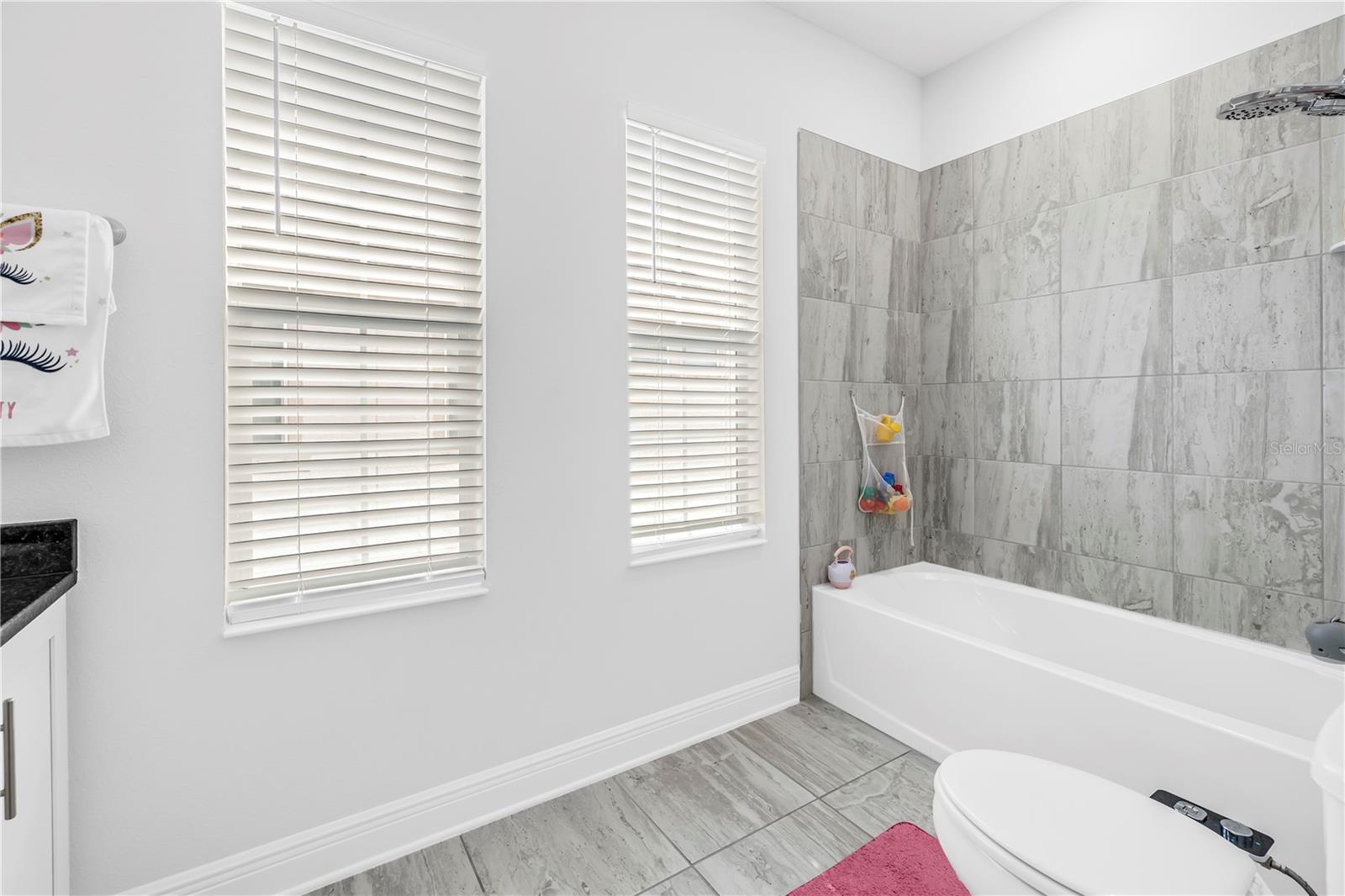 St Petersburg, Florida, 33710, United States, 4 Bedrooms Bedrooms, ,3 BathroomsBathrooms,Residential,Active,1936373