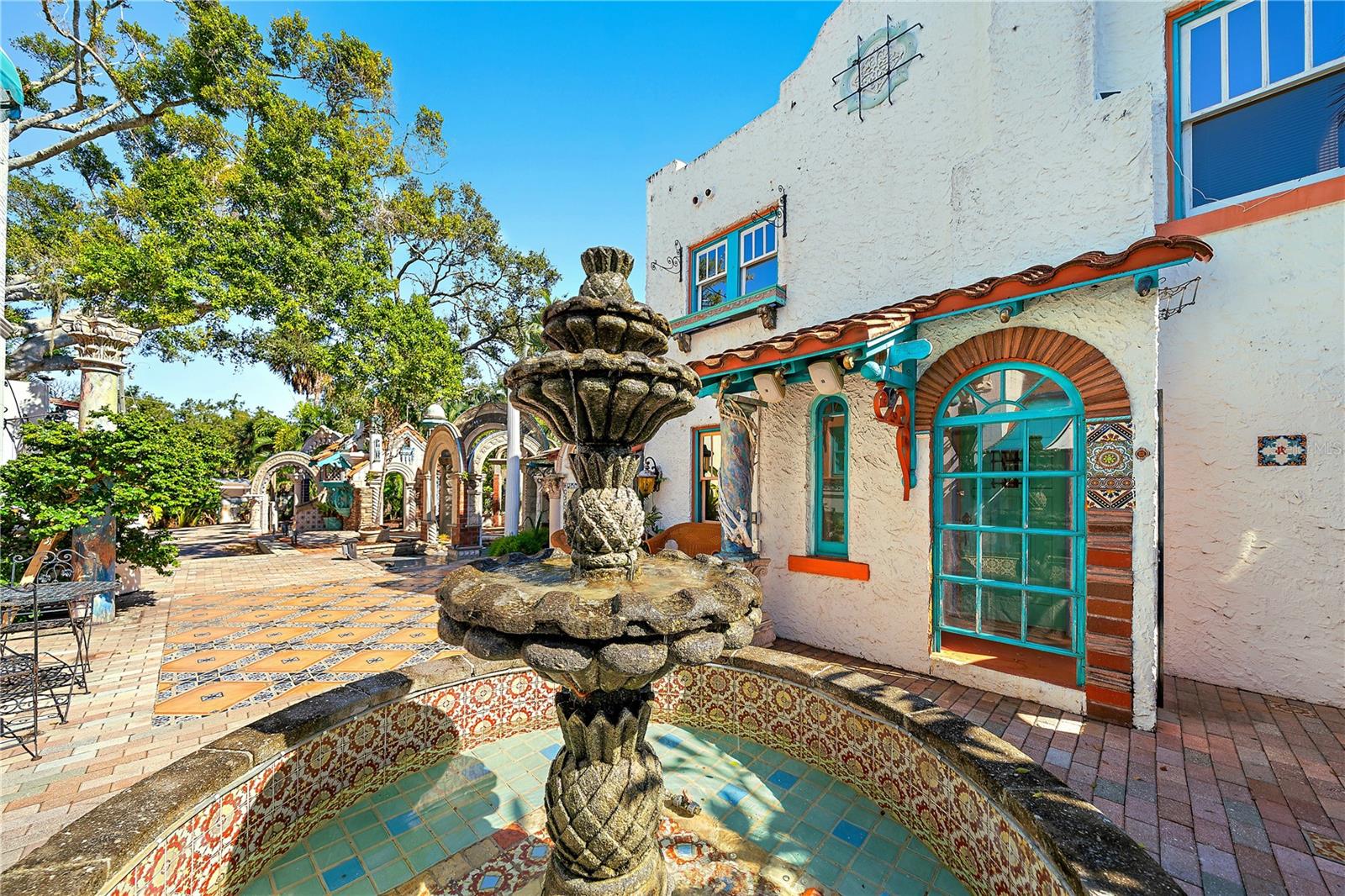 Sarasota, Florida, 34234, United States, 6 Bedrooms Bedrooms, ,5 BathroomsBathrooms,Residential,Active,2002321