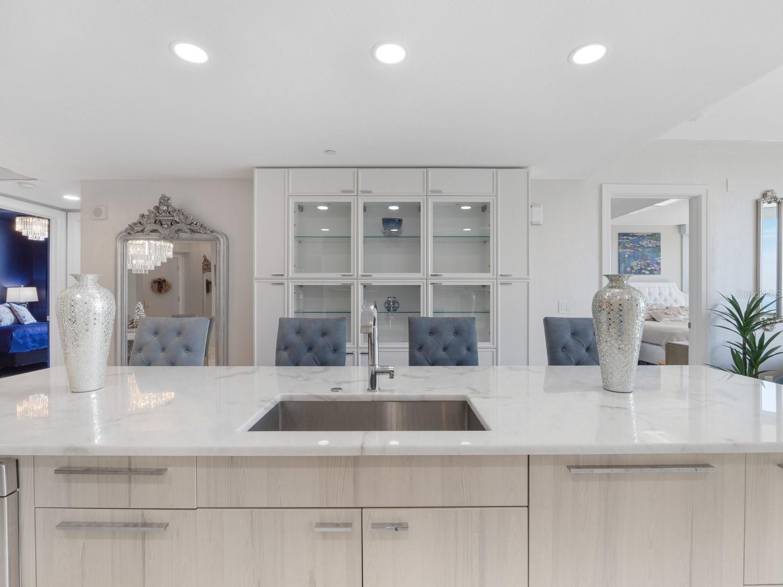 Clearwater, Florida, 33755, United States, 2 Bedrooms Bedrooms, ,2 BathroomsBathrooms,Residential,Active,2007640