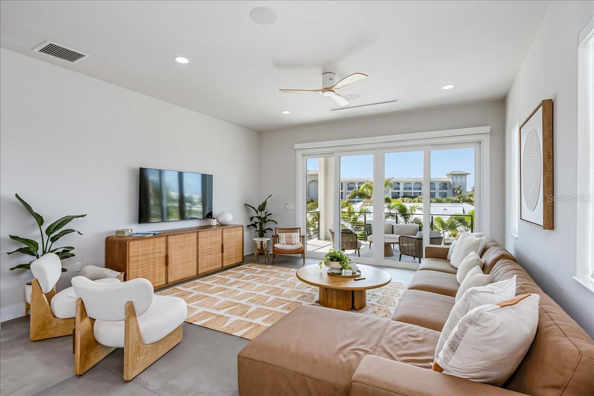 Cocoa Beach, Florida, 32931, United States, 5 Bedrooms Bedrooms, ,4 BathroomsBathrooms,Residential,Active,1954419