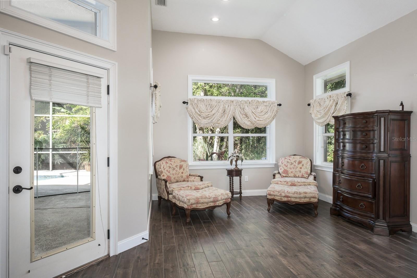 Oldsmar, Florida, 34677, United States, 5 Bedrooms Bedrooms, ,4 BathroomsBathrooms,Residential,Active,2009416