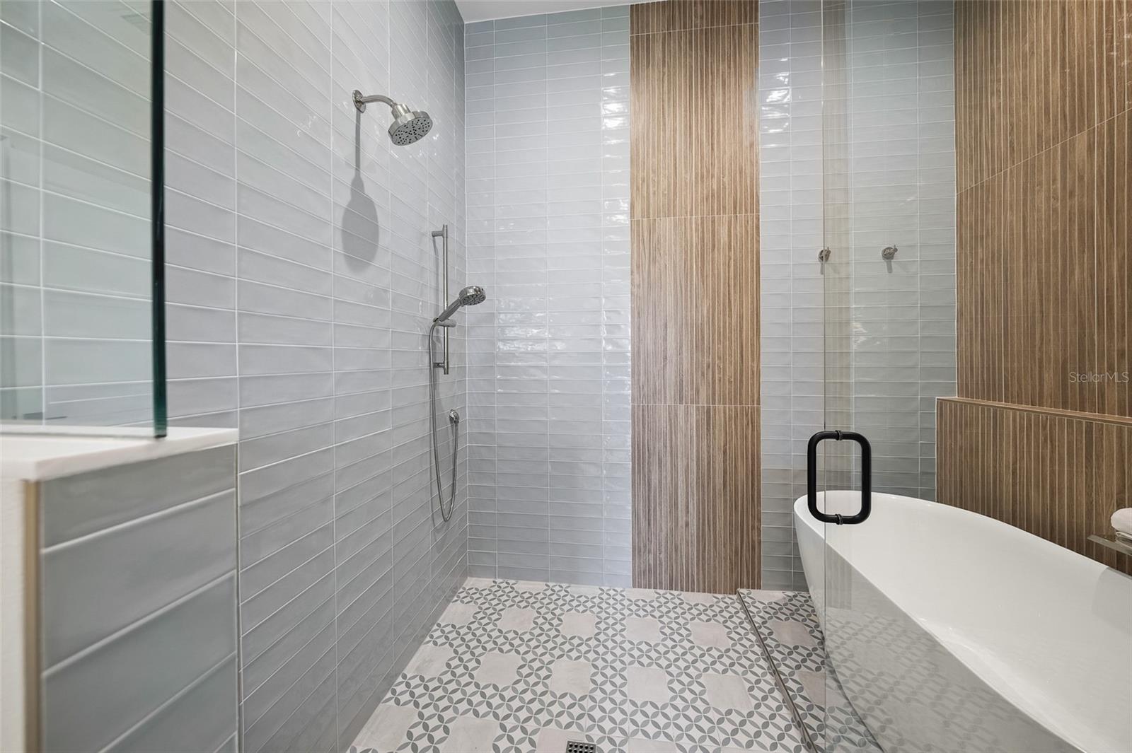 Sarasota, Florida, 34242, United States, 4 Bedrooms Bedrooms, ,5 BathroomsBathrooms,Residential,Active,1922294
