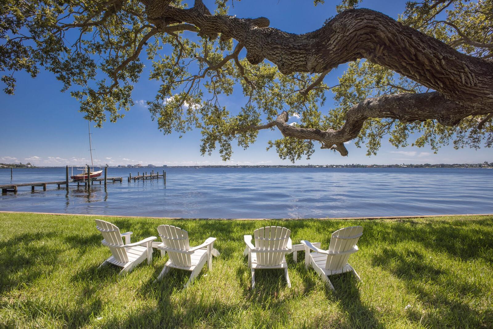 Palmetto, Florida, 34221, United States, 3 Bedrooms Bedrooms, ,4 BathroomsBathrooms,Residential,Active,1952285