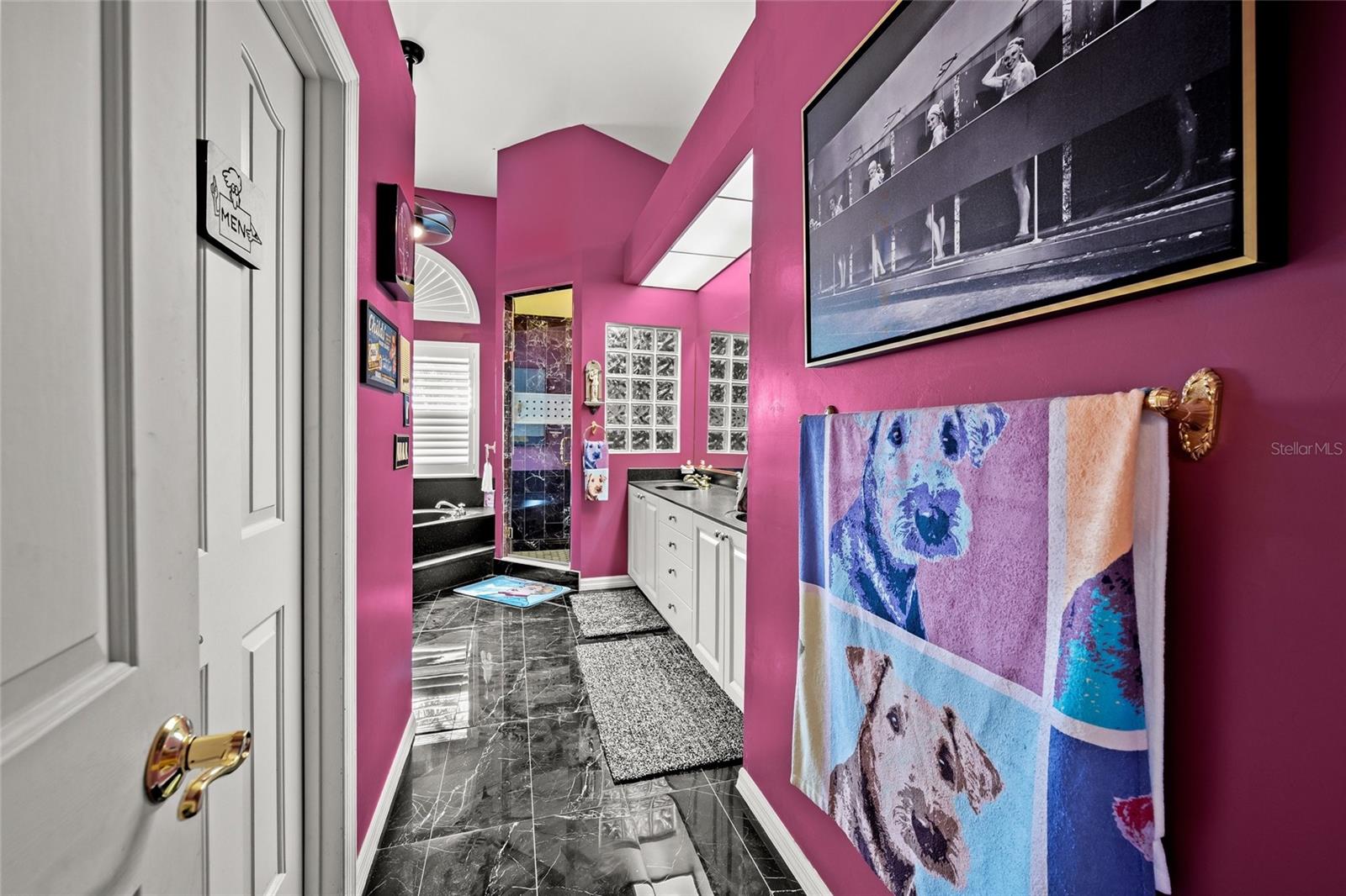 Sarasota, Florida, 34241, United States, 5 Bedrooms Bedrooms, ,4 BathroomsBathrooms,Residential,Active,1894526