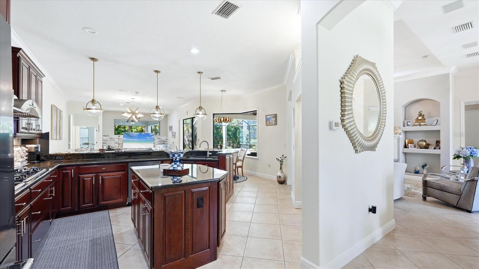 Sarasota, Florida, 34240, United States, 5 Bedrooms Bedrooms, ,4 BathroomsBathrooms,Residential,Active,2051990
