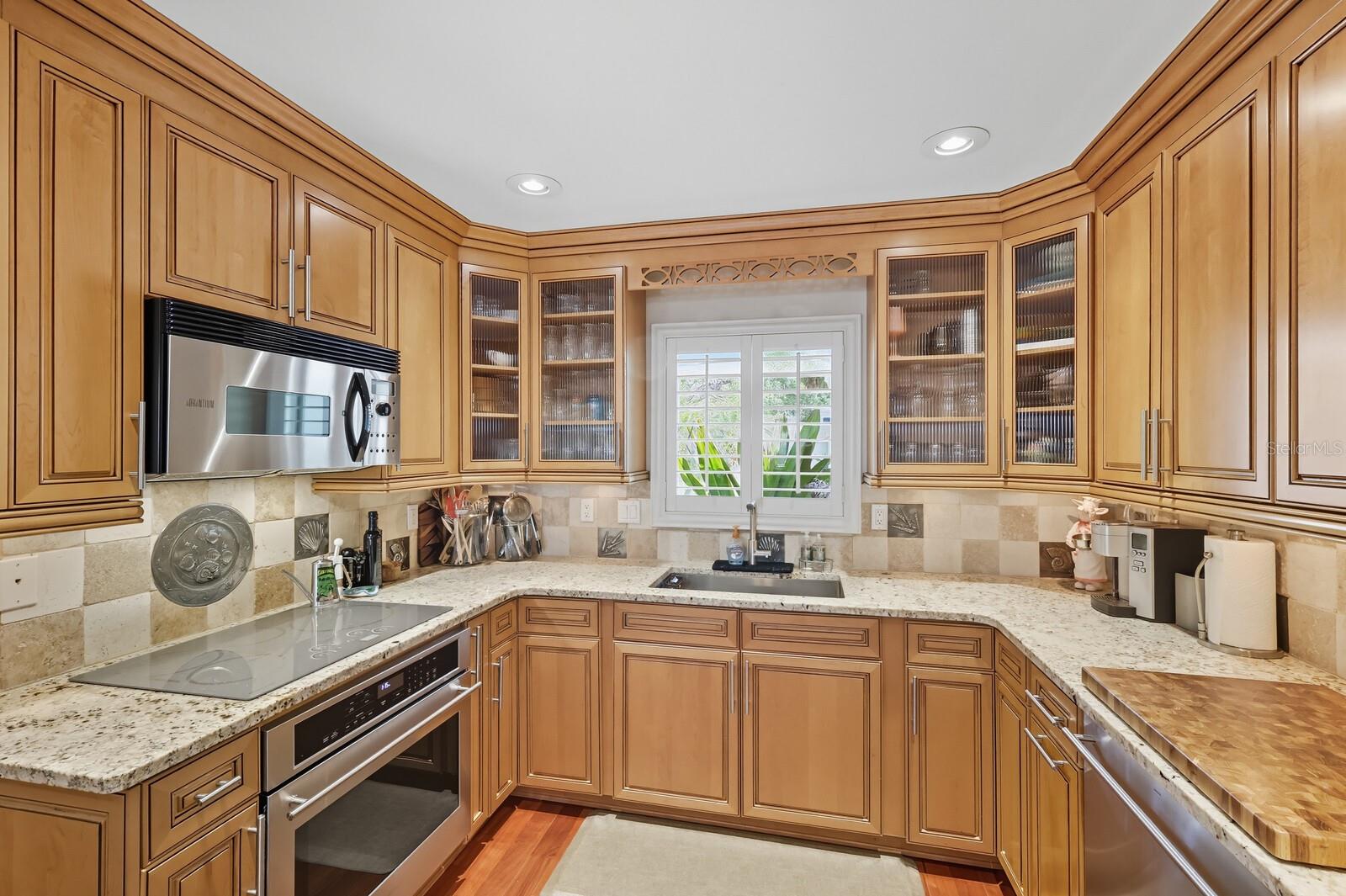 Palmetto, Florida, 34221, United States, 3 Bedrooms Bedrooms, ,2 BathroomsBathrooms,Residential,Active,1953973