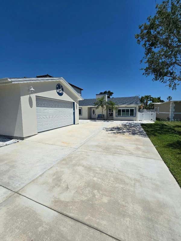 16021 REDINGTON DR, REDINGTON BEACH, FL 33708, photo 1 of 65