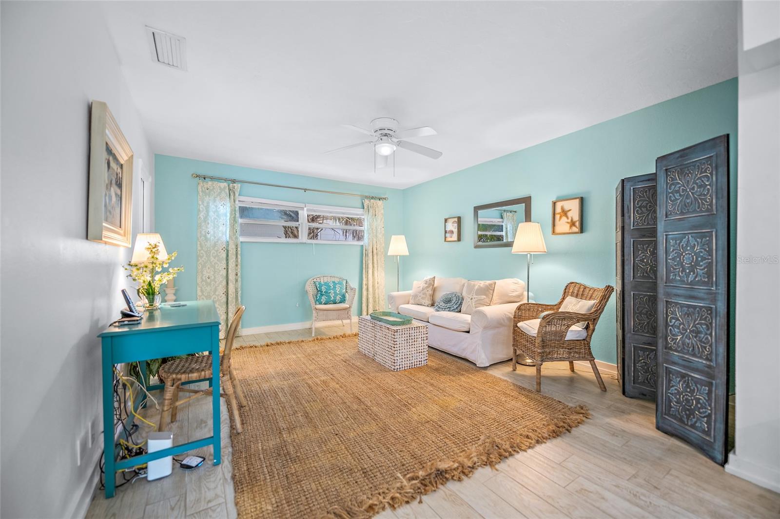 Sarasota, Florida, 34236, United States, 3 Bedrooms Bedrooms, ,2 BathroomsBathrooms,Residential,Active,2006854