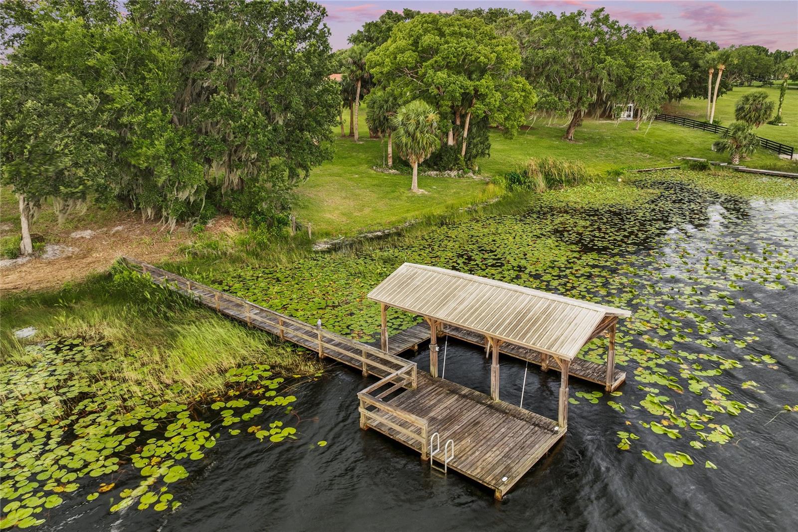 Umatilla, Florida, 32784, United States, 4 Bedrooms Bedrooms, ,4 BathroomsBathrooms,Residential,Active,1859381