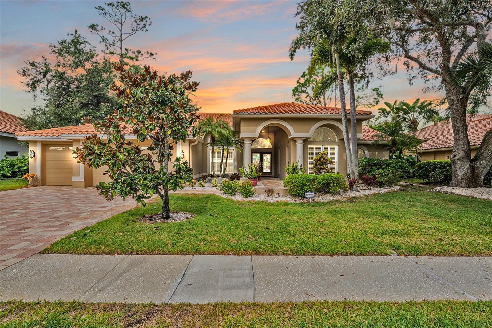 Oldsmar, Florida, 34677, United States, 5 Bedrooms Bedrooms, ,4 BathroomsBathrooms,Residential,Active,1946542