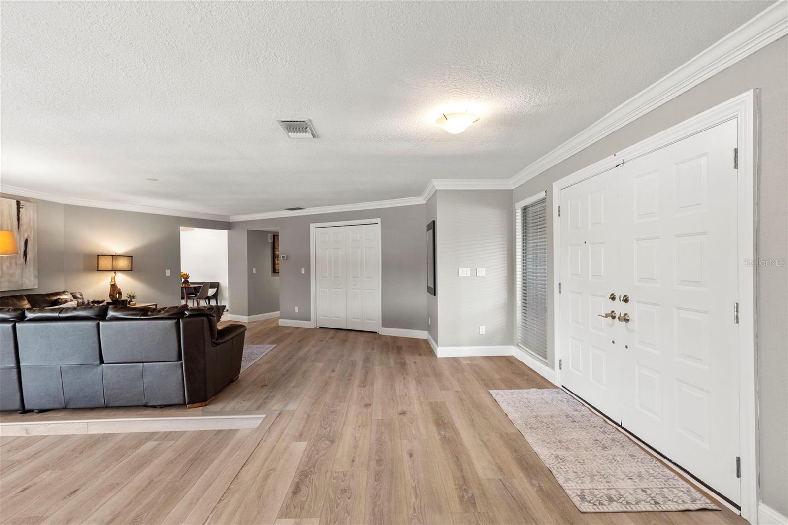 Clearwater, Florida, 33761, United States, 5 Bedrooms Bedrooms, ,3 BathroomsBathrooms,Residential,Active,1953689