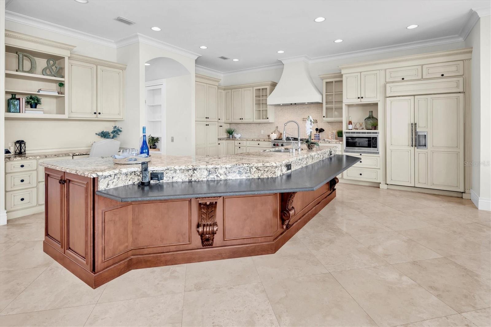 Treasure Island, Florida, 33706, United States, 4 Bedrooms Bedrooms, ,4 BathroomsBathrooms,Residential,Active,1742124