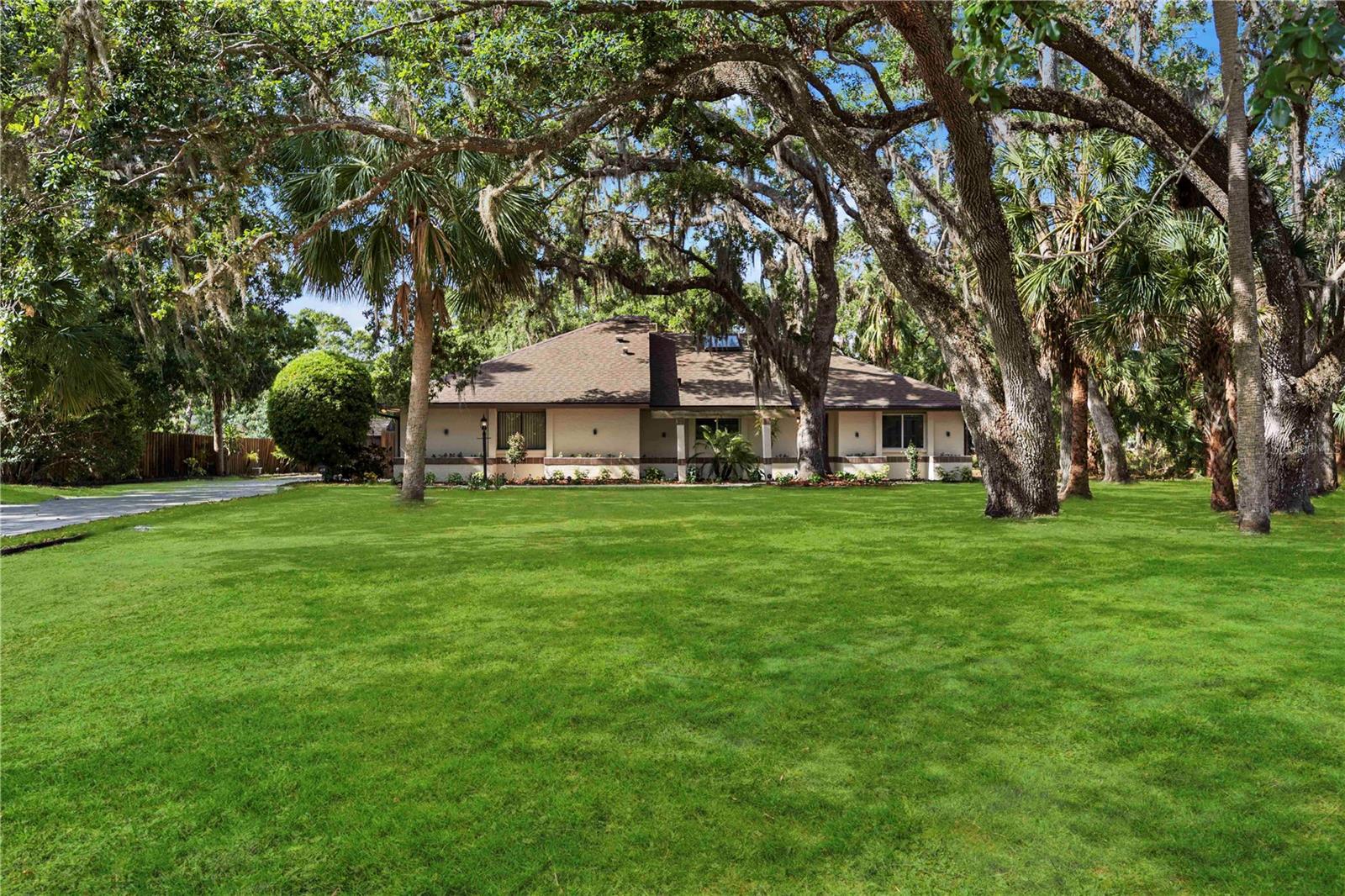 Sarasota, Florida, 34232, United States, 5 Bedrooms Bedrooms, ,3 BathroomsBathrooms,Residential,Active,1781510