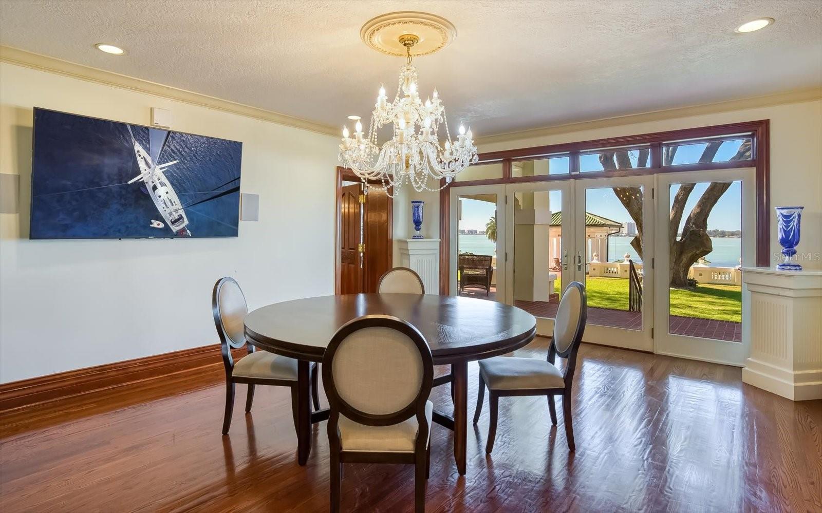 Clearwater, Florida, 33756, United States, 10 Bedrooms Bedrooms, ,11 BathroomsBathrooms,Residential,Active,1738489