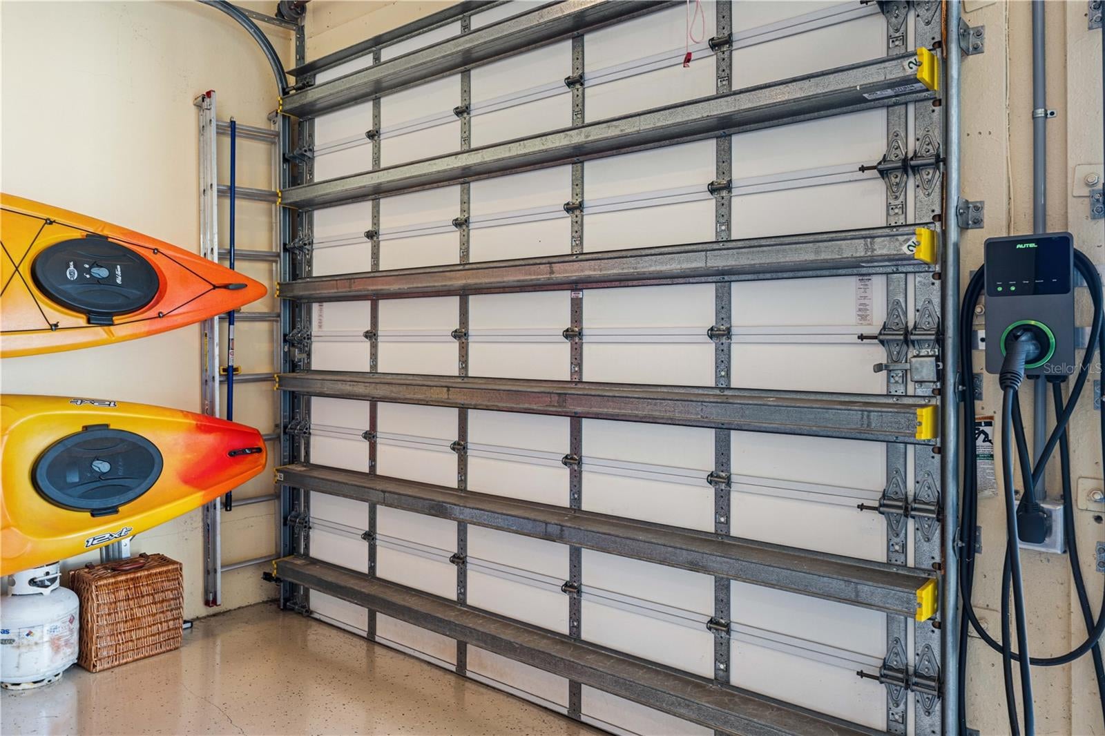 Punta Gorda, Florida, 33983, United States, 4 Bedrooms Bedrooms, ,4 BathroomsBathrooms,Residential,Active,2002320