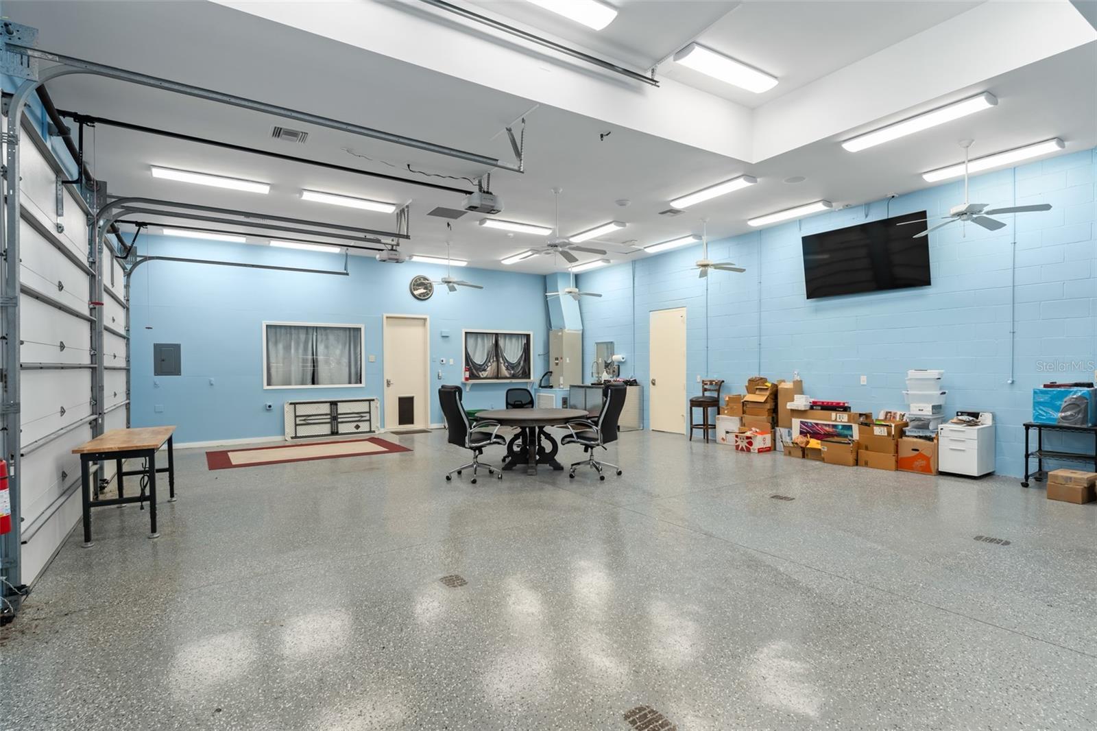 Longwood, Florida, 32779, United States, 10 Bedrooms Bedrooms, ,17 BathroomsBathrooms,Residential,Active,1914816