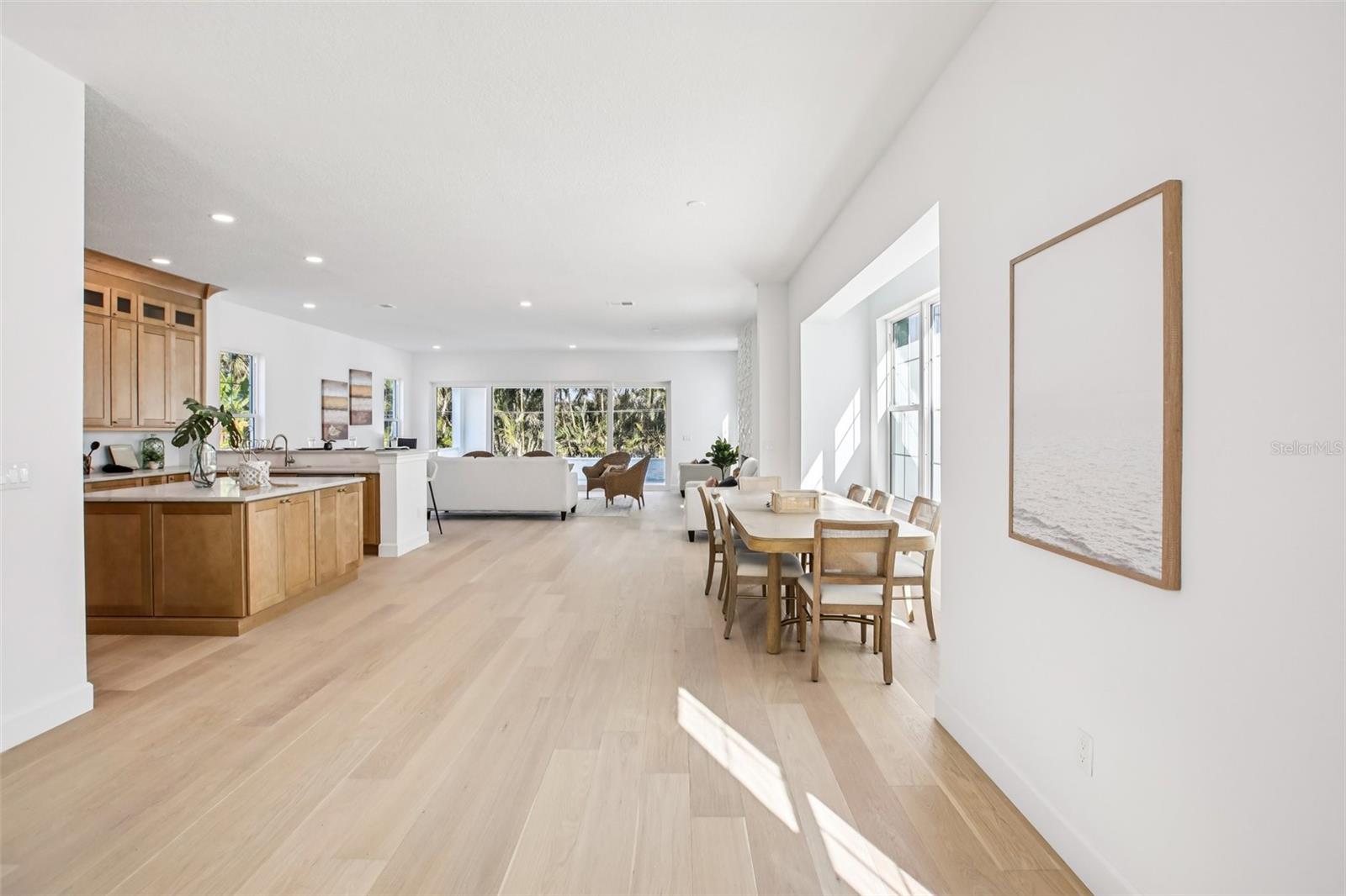 St Petersburg, Florida, 33704, United States, 4 Bedrooms Bedrooms, ,4 BathroomsBathrooms,Residential,Active,2015262