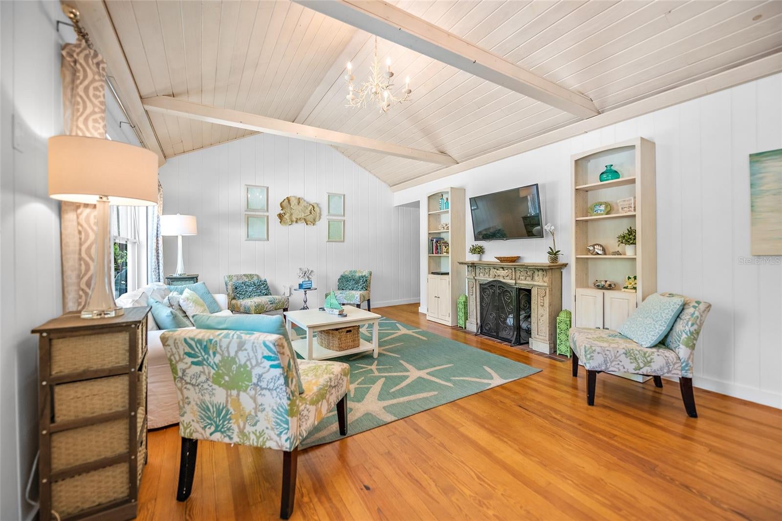 Sarasota, Florida, 34236, United States, 3 Bedrooms Bedrooms, ,2 BathroomsBathrooms,Residential,Active,2006854