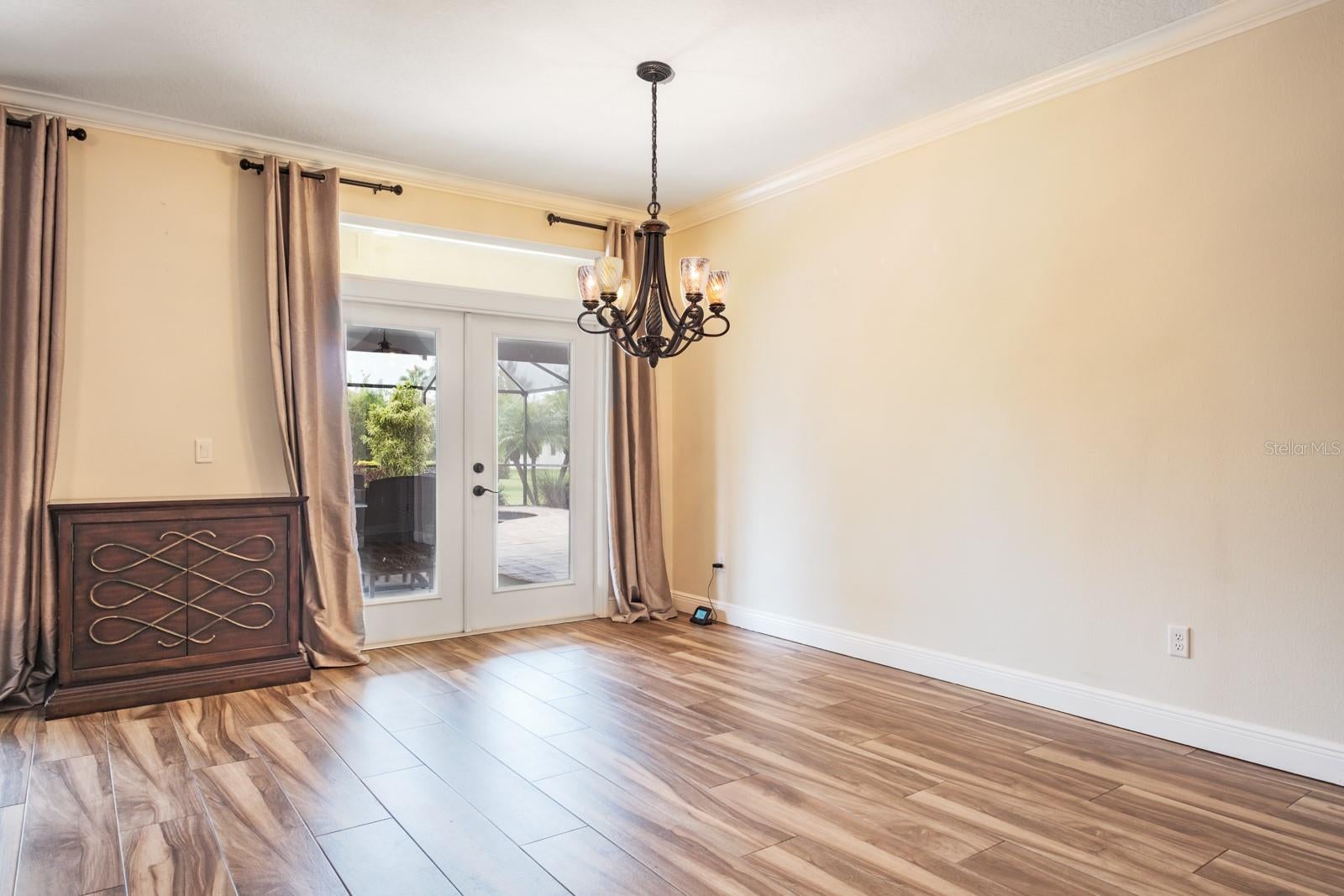 Oldsmar, Florida, 34677, United States, 5 Bedrooms Bedrooms, ,4 BathroomsBathrooms,Residential,Active,1952054