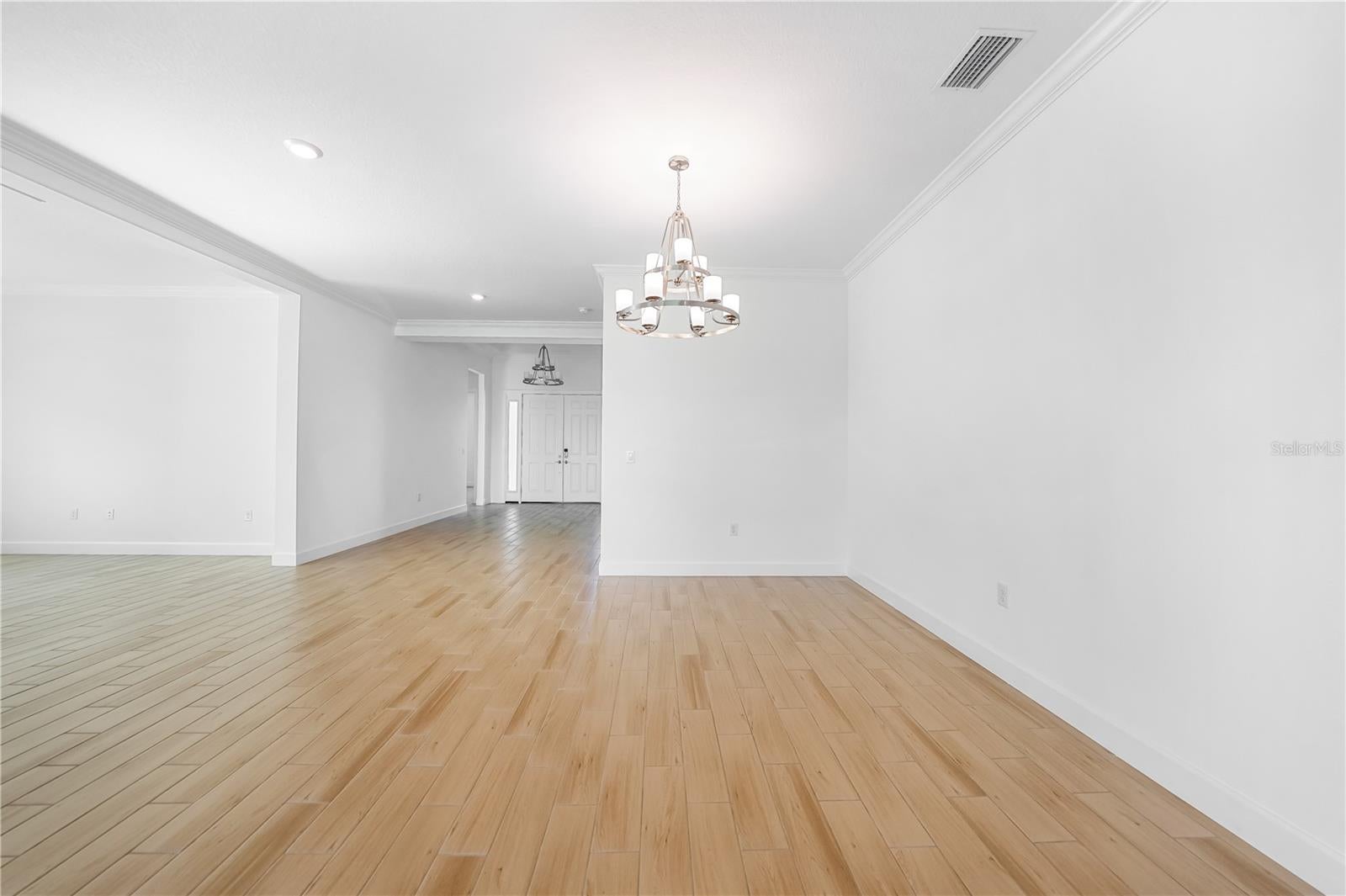 Sarasota, Florida, 34241, United States, 4 Bedrooms Bedrooms, ,3 BathroomsBathrooms,Residential,Active,1990635