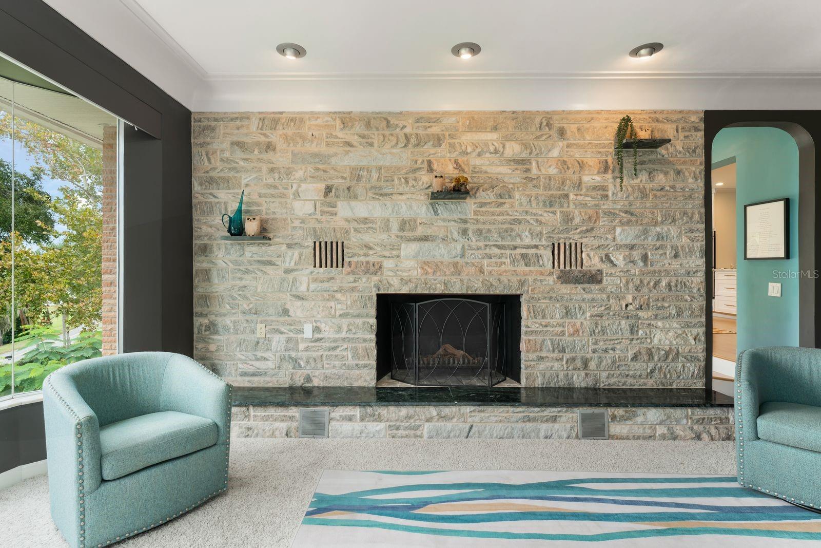 Eustis, Florida, 32726, United States, 4 Bedrooms Bedrooms, ,3 BathroomsBathrooms,Residential,Active,1953638