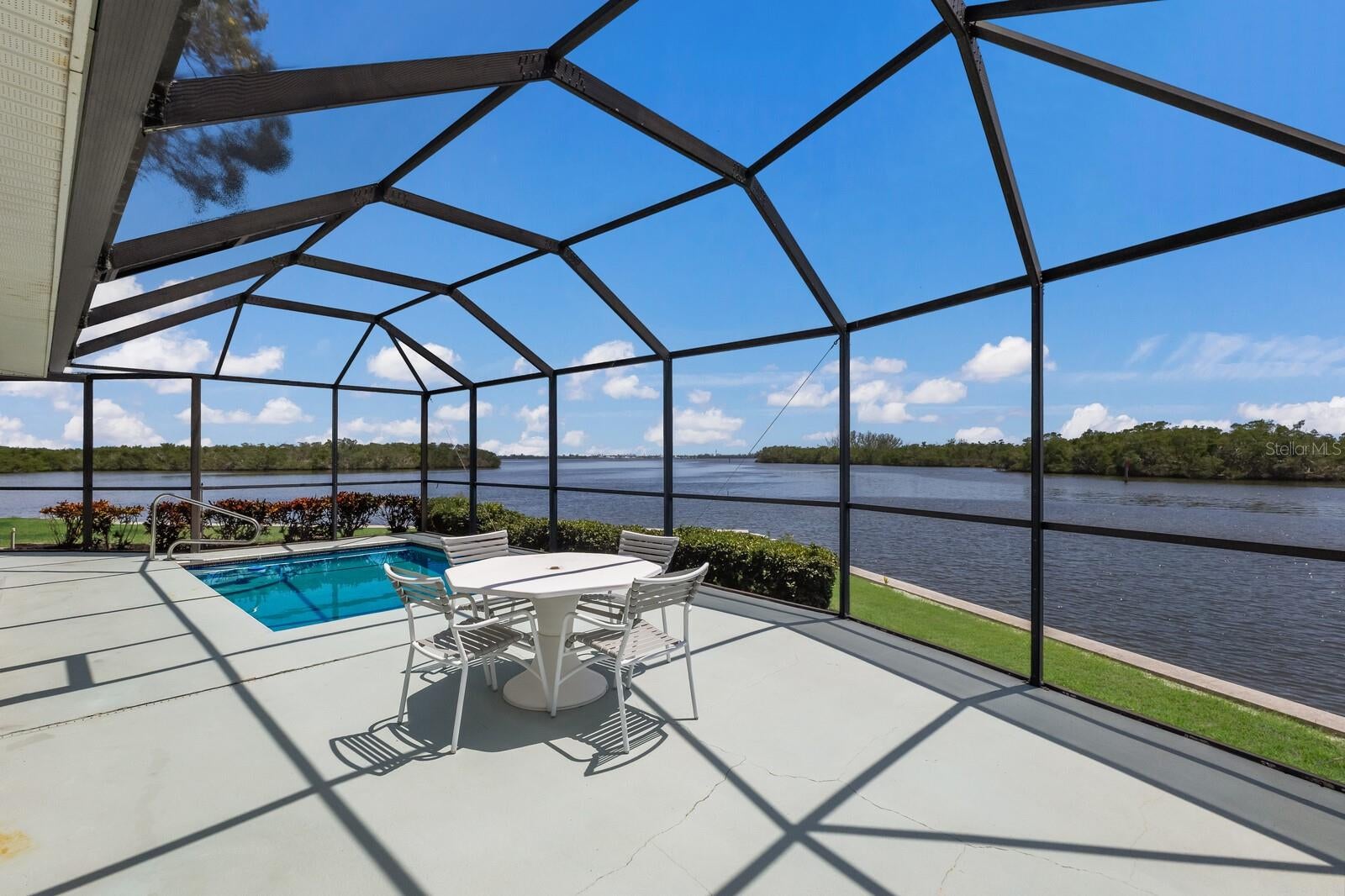 Bradenton, Florida, 34209, United States, 3 Bedrooms Bedrooms, ,3 BathroomsBathrooms,Residential,Active,1913020