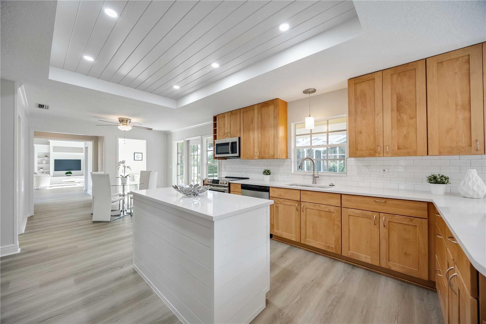 Nokomis, Florida, 34275, United States, 5 Bedrooms Bedrooms, ,5 BathroomsBathrooms,Residential,Active,1905473