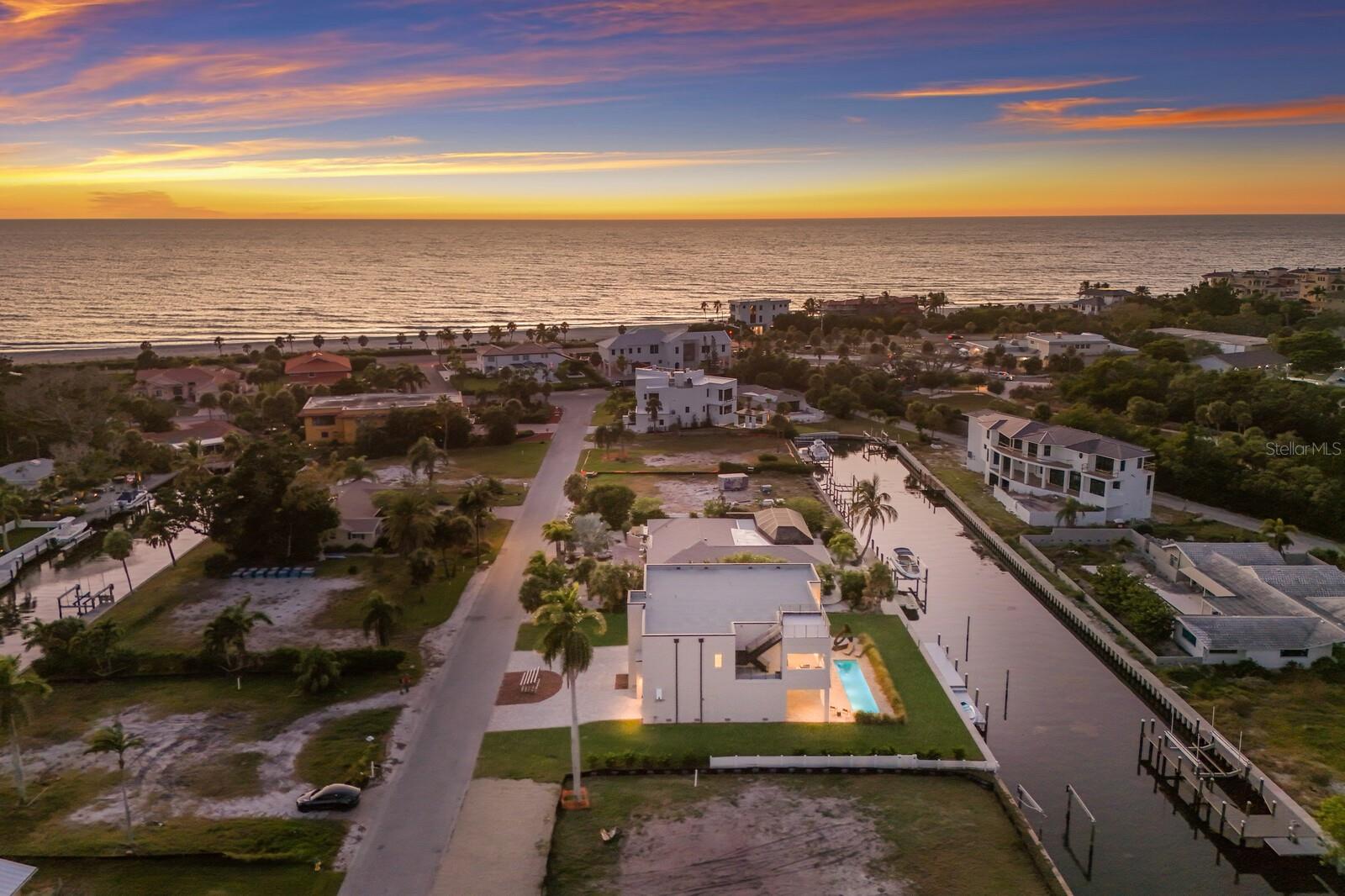 Longboat Key, Florida, 34228, United States, 3 Bedrooms Bedrooms, ,4 BathroomsBathrooms,Residential,Active,1987209