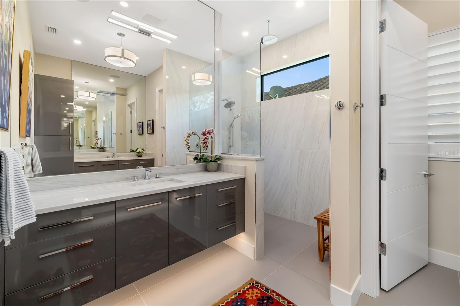 Sarasota, Florida, 34239, United States, 4 Bedrooms Bedrooms, ,5 BathroomsBathrooms,Residential,Active,2009172