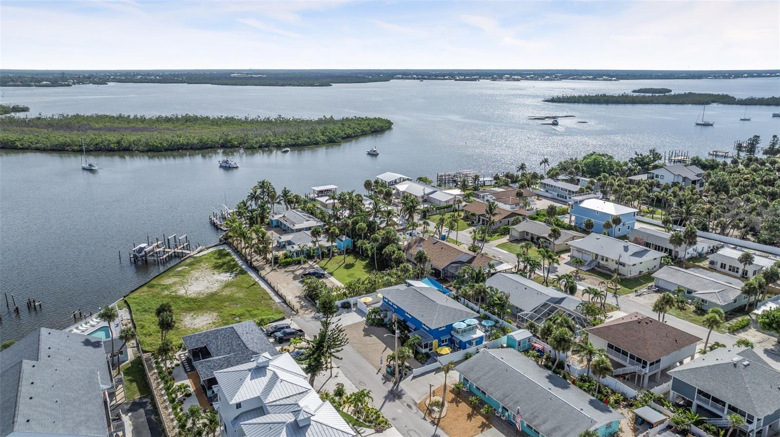 Englewood, Florida, 34223, United States, 3 Bedrooms Bedrooms, ,4 BathroomsBathrooms,Residential,Active,1944259