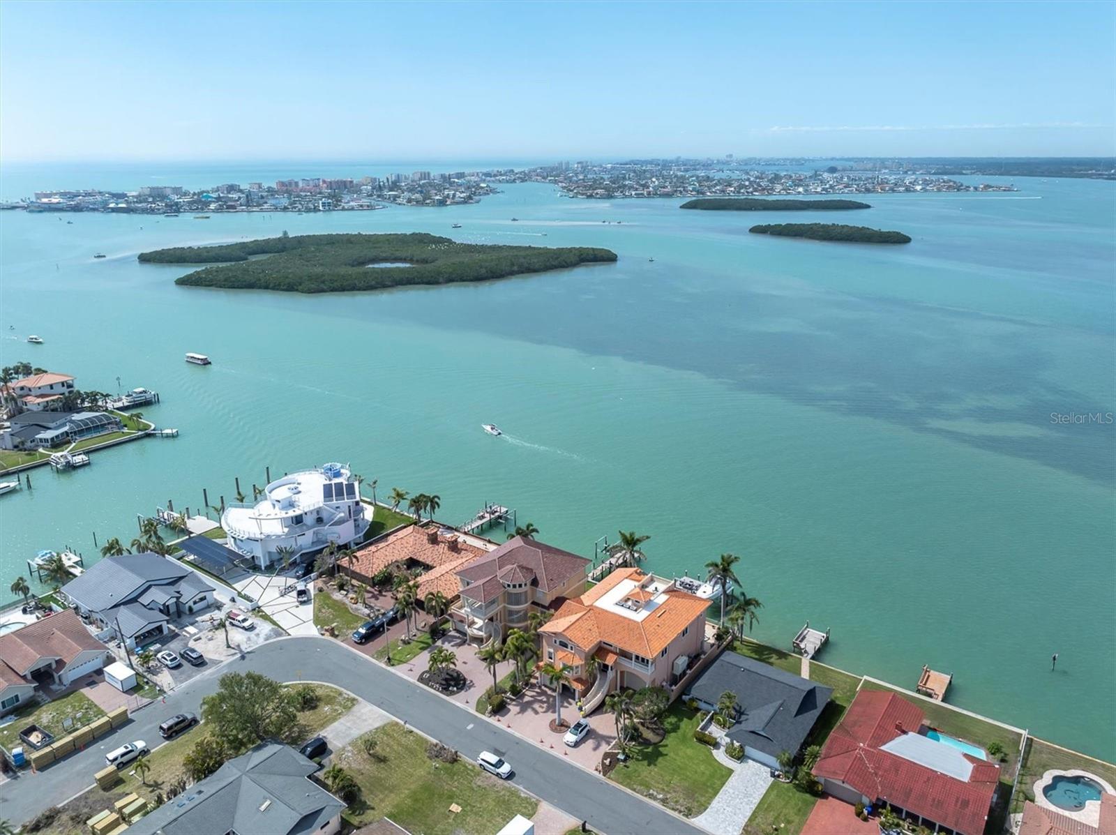 Treasure Island, Florida, 33706, United States, 4 Bedrooms Bedrooms, ,4 BathroomsBathrooms,Residential,Active,1742124