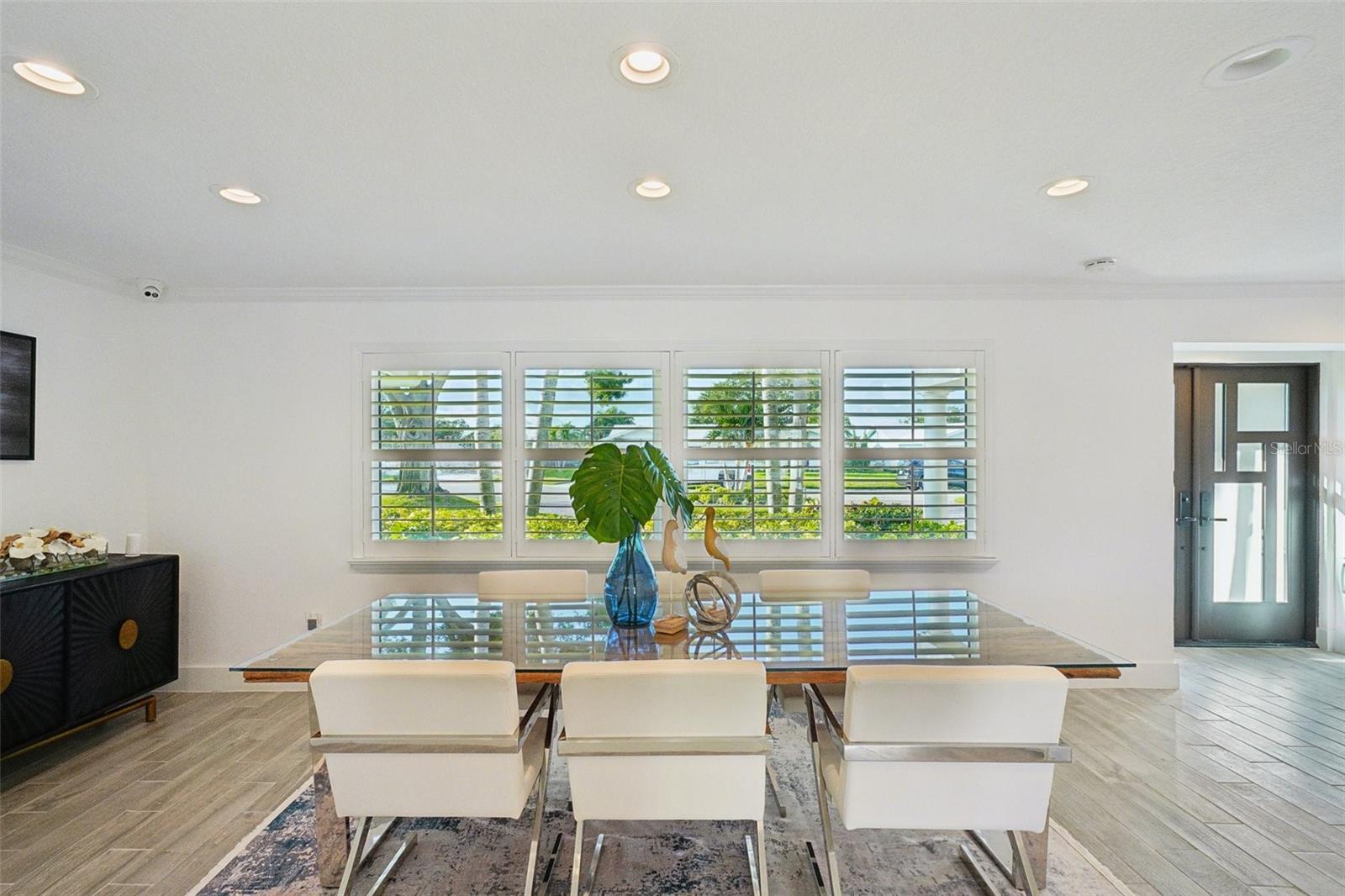 St Petersburg, Florida, 33703, United States, 4 Bedrooms Bedrooms, ,4 BathroomsBathrooms,Residential,Active,1934835