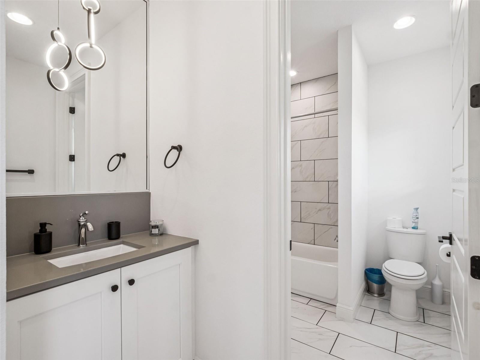 Winter Garden, Florida, 34787, United States, 5 Bedrooms Bedrooms, ,5 BathroomsBathrooms,Residential,Active,1969652