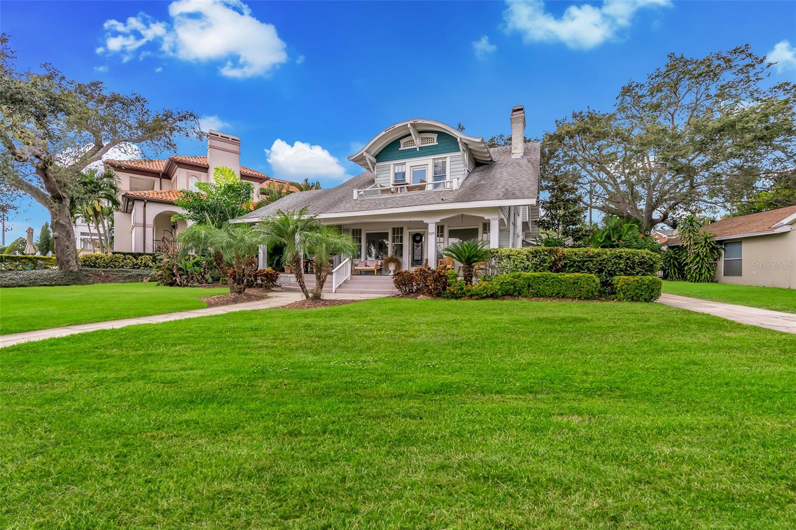 Tampa, Florida, 33606, United States, 4 Bedrooms Bedrooms, ,4 BathroomsBathrooms,Residential,Pending,1987252