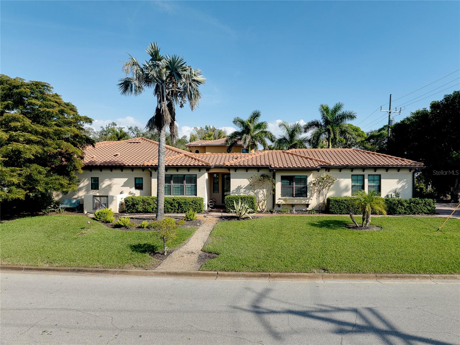 Venice, Florida, 34285, United States, 3 Bedrooms Bedrooms, ,3 BathroomsBathrooms,Residential,Active,2008926