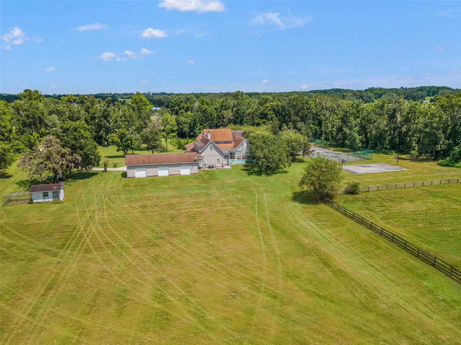 Brooksville, Florida, 34602, United States, 4 Bedrooms Bedrooms, ,6 BathroomsBathrooms,Residential,Active,1919396