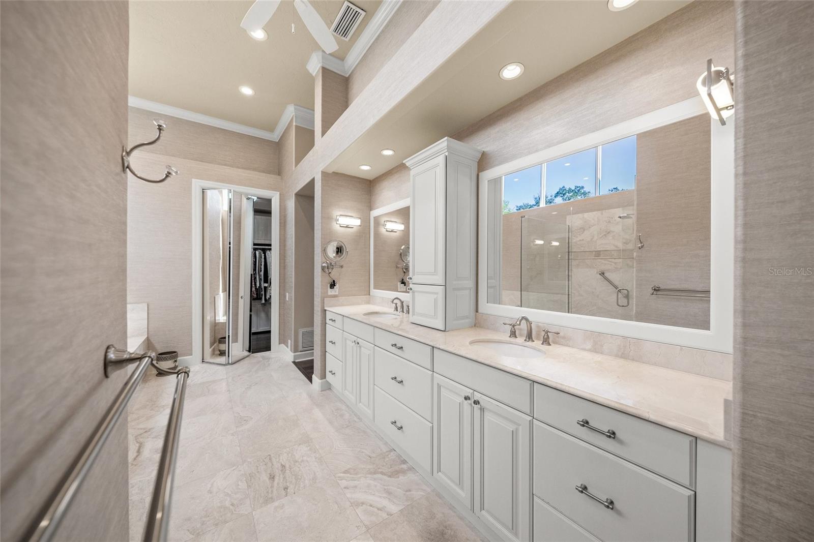 Sarasota, Florida, 34240, United States, 4 Bedrooms Bedrooms, ,5 BathroomsBathrooms,Residential,Active,1968088