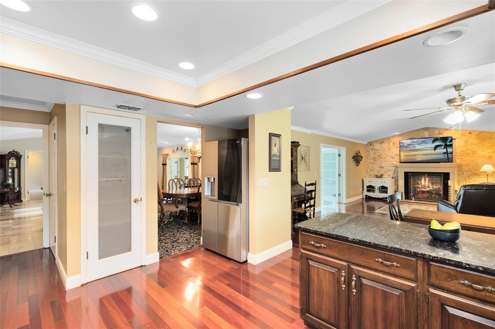 Winter Springs, Florida, 32708, United States, 4 Bedrooms Bedrooms, ,3 BathroomsBathrooms,Residential,Active,1894515
