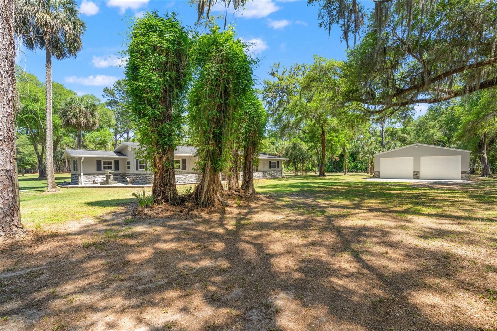 Crystal River, Florida, 34428, United States, 3 Bedrooms Bedrooms, ,3 BathroomsBathrooms,Residential,Active,2045556