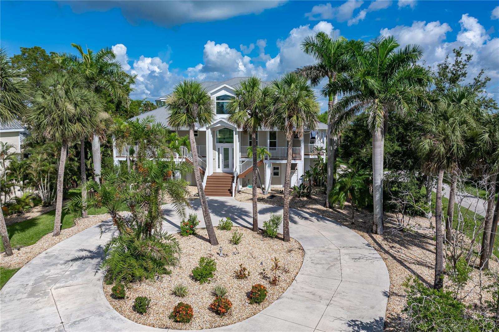 Punta Gorda, Florida, 33982, United States, 5 Bedrooms Bedrooms, ,4 BathroomsBathrooms,Residential,Active,1905353