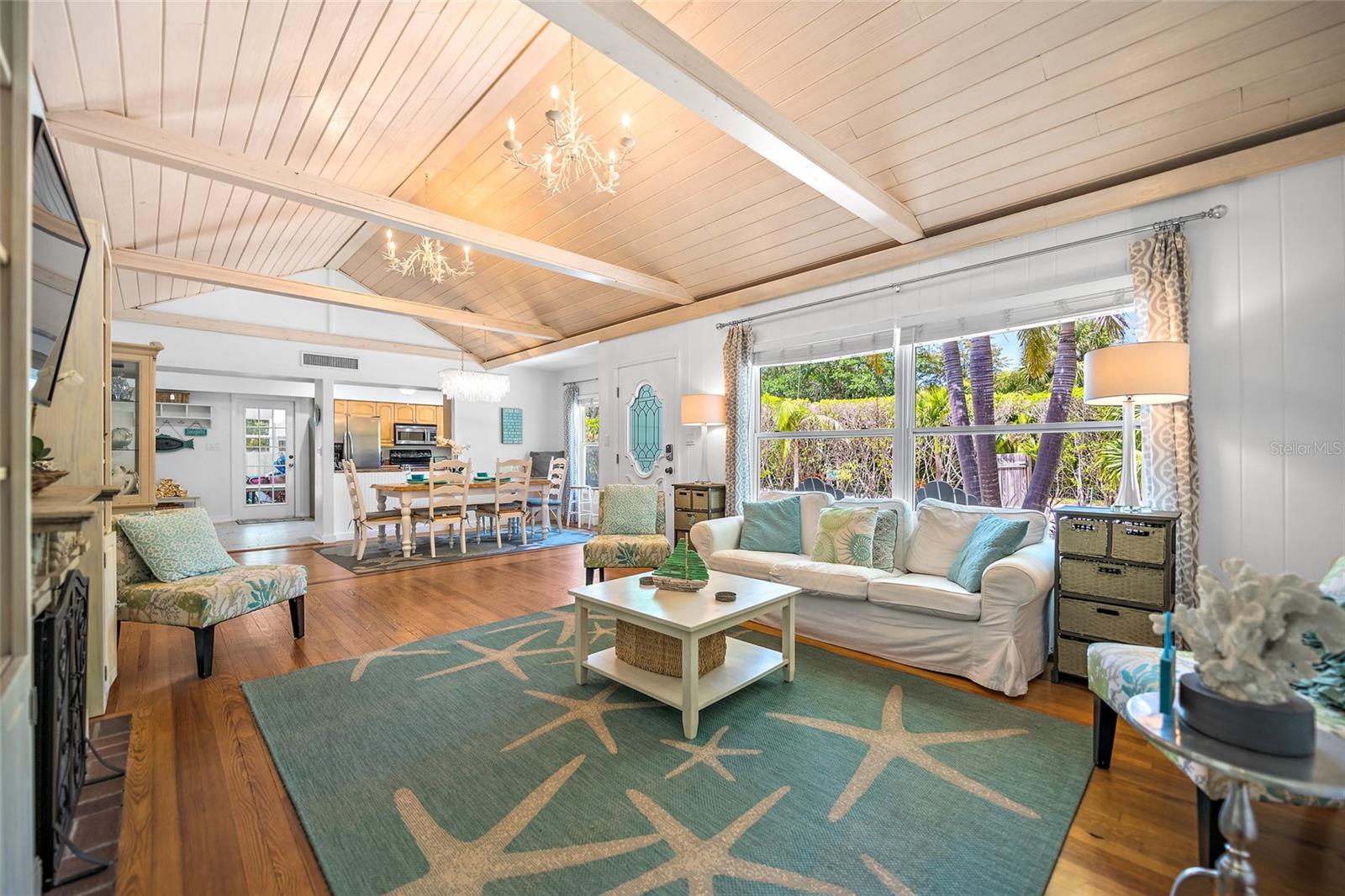 Sarasota, Florida, 34236, United States, 3 Bedrooms Bedrooms, ,2 BathroomsBathrooms,Residential,Active,2006854