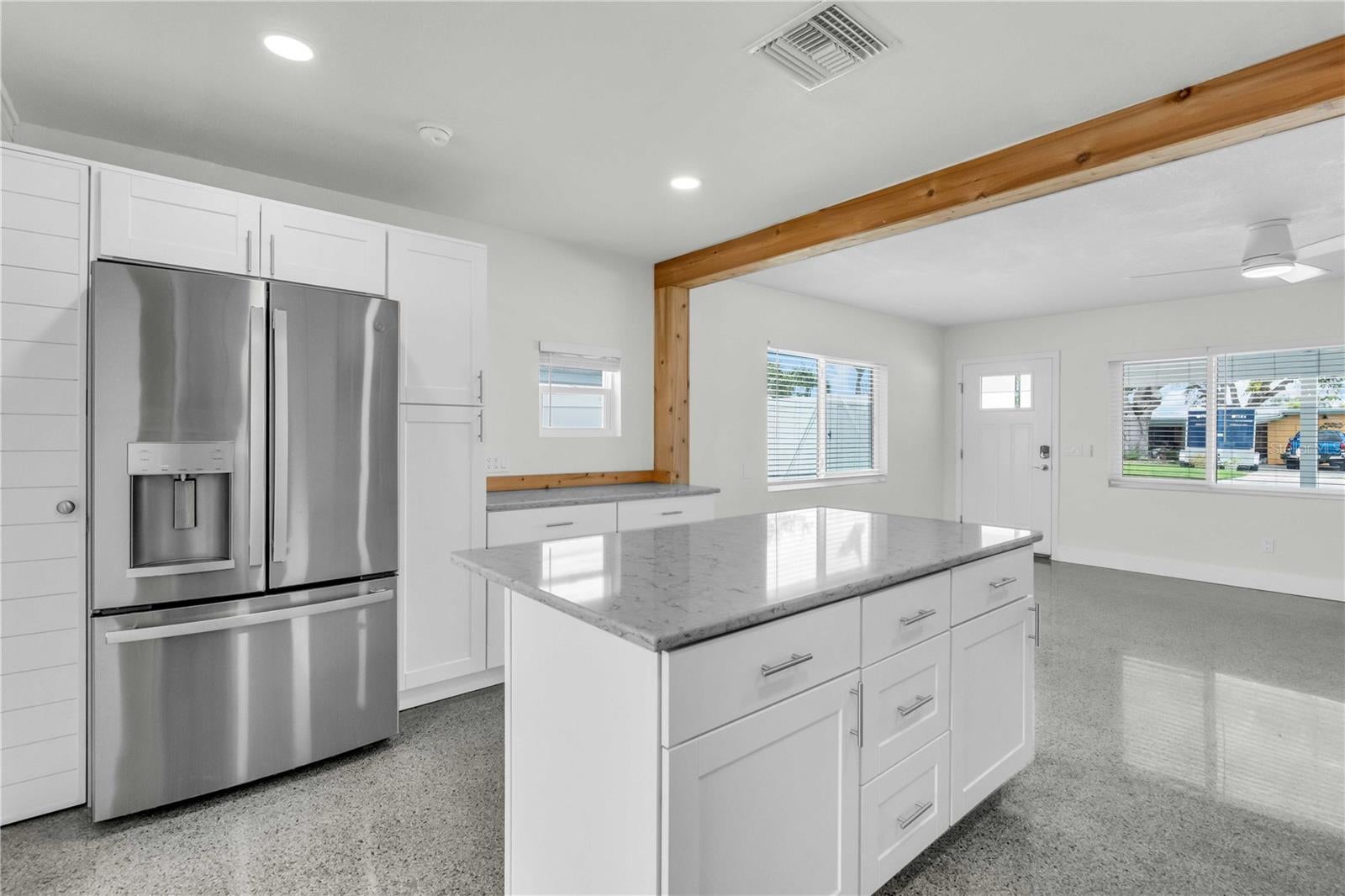 Indian Rocks Beach, Florida, 33785, United States, 3 Bedrooms Bedrooms, ,3 BathroomsBathrooms,Residential,Active,1945092