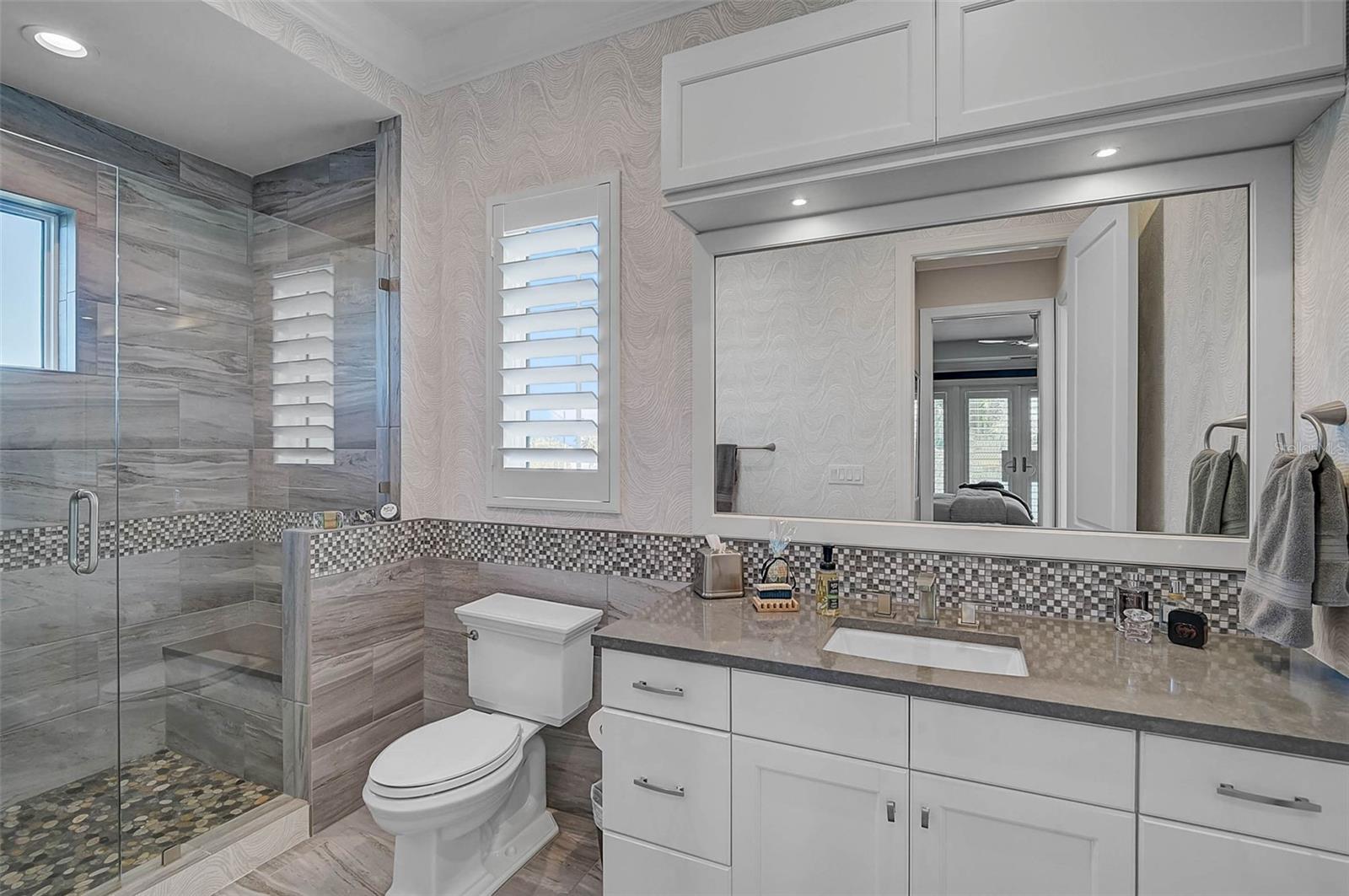 Sarasota, Florida, 34236, United States, 5 Bedrooms Bedrooms, ,6 BathroomsBathrooms,Residential,Active,1972132