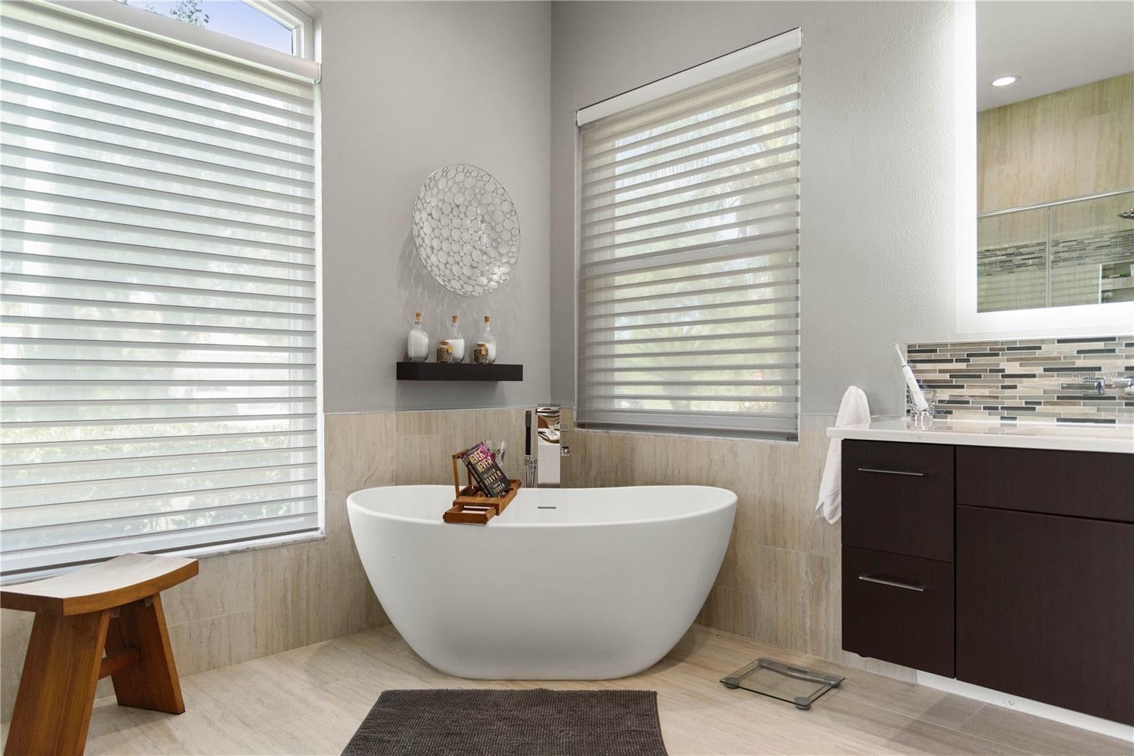 Oldsmar, Florida, 34677, United States, 4 Bedrooms Bedrooms, ,3 BathroomsBathrooms,Residential,Active,1970930