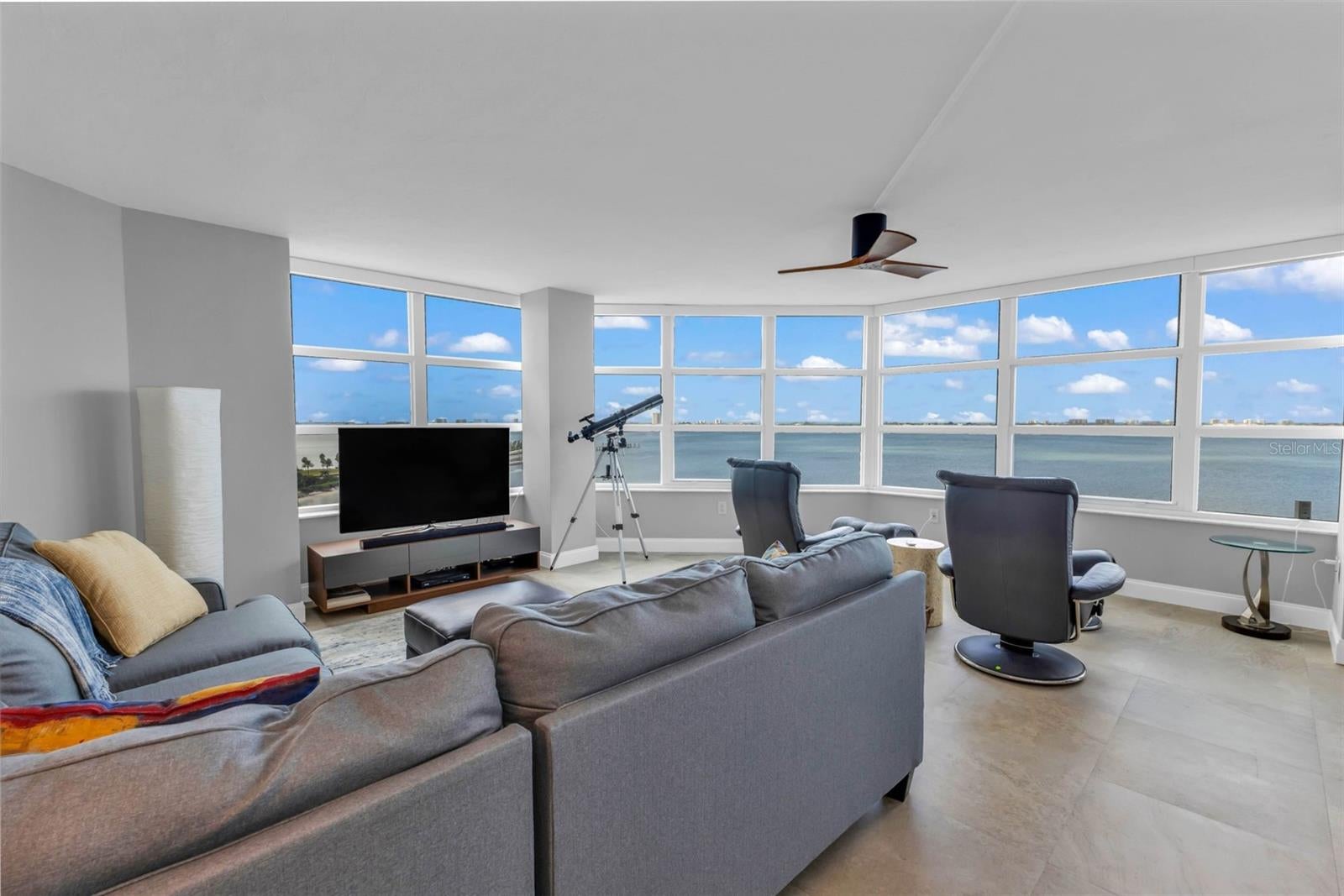 Sarasota, Florida, 34236, United States, 2 Bedrooms Bedrooms, ,2 BathroomsBathrooms,Residential,Active,1963403