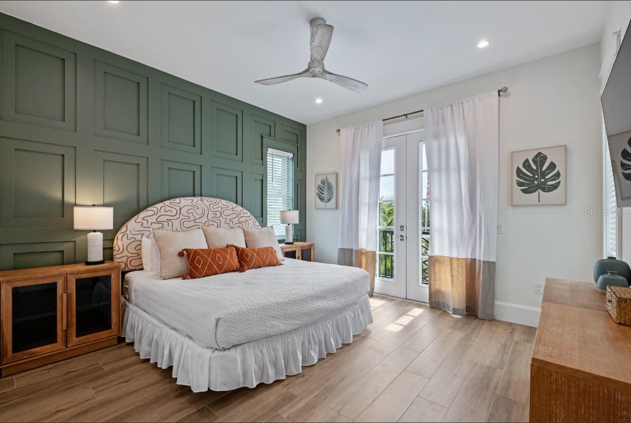 Anna Maria, Florida, 34216, United States, 6 Bedrooms Bedrooms, ,7 BathroomsBathrooms,Residential,Active,1988729